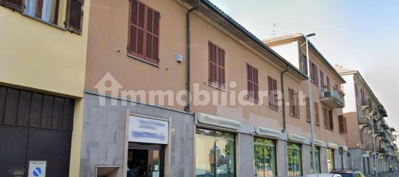 Gewerbliche Immobilie in Novara, Italy 623m², Nr. 319601 3