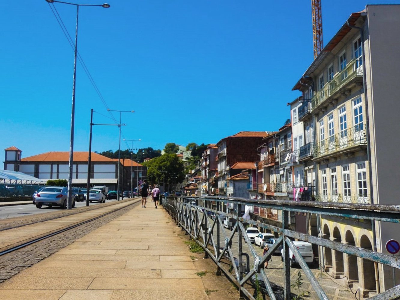 300m² Building in Porto, Portugal No. 143461