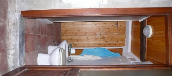 6 rooms House in Abbadia San Salvatore, Italy No. 17983 3