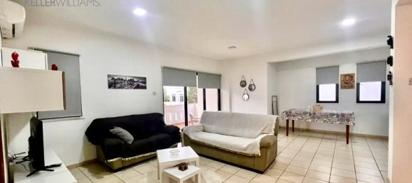 Квартира с 2 спальнями в Ларнака, Кипр № 26427 3