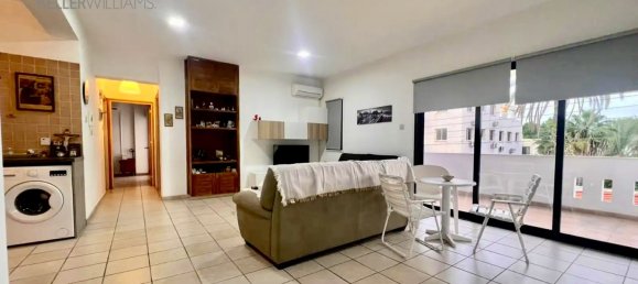 Квартира с 2 спальнями в Ларнака, Кипр № 26427 4