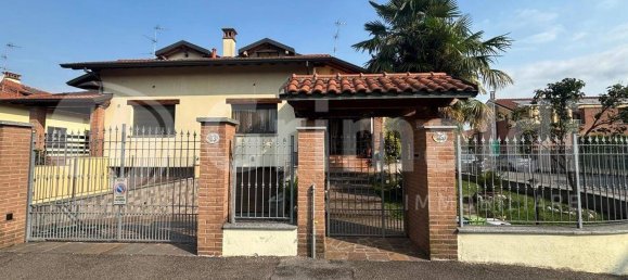 Вилла с 3 спальнями в Альбайрате, Италия № 310251 37