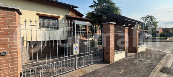 Вилла с 3 спальнями в Альбайрате, Италия № 310251 36