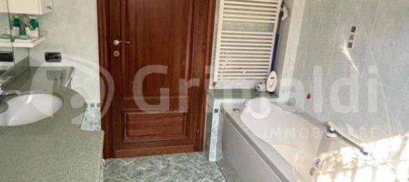 Вилла с 3 спальнями в Альбайрате, Италия № 310251 13