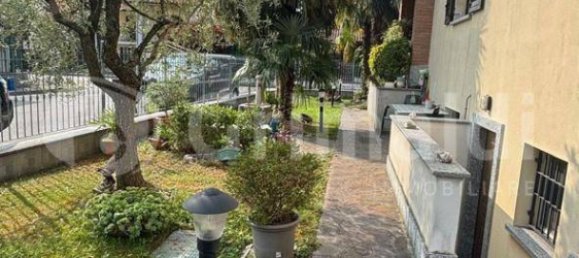 Вилла с 3 спальнями в Альбайрате, Италия № 310251 46