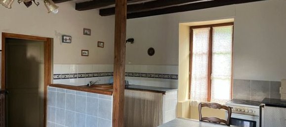 4 bedrooms House in Le Dorat, France No. 305988 8