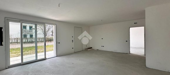 4 rooms Villa in Santa Giustina in Colle, Italy No. 30655 17