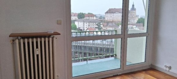 Apartamento de 2 dormitorios en Montbeliard, France No. 311517 3