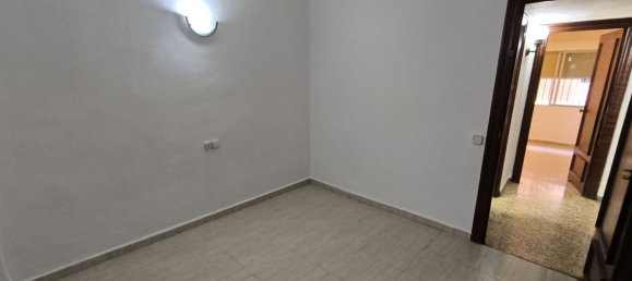 3 bedrooms Apartment in Alicante, Spain No. 162491 9