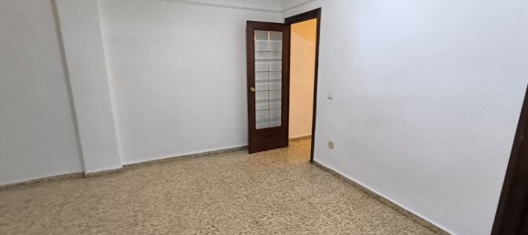 3 bedrooms Apartment in Alicante, Spain No. 162491 4