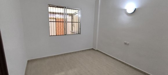 3 bedrooms Apartment in Alicante, Spain No. 162491 10