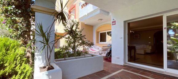 5 bedrooms Townhouse in Marbella, Spain No. 129865 9