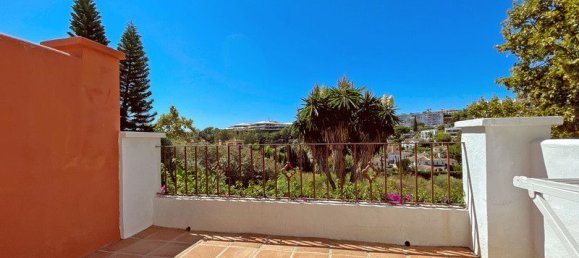 5 bedrooms Townhouse in Marbella, Spain No. 129865 21