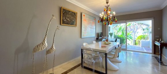 5 bedrooms Townhouse in Marbella, Spain No. 129865 7
