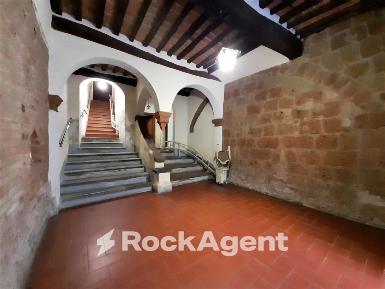 2 bedrooms Apartment in Acquapendente, Italy No. 262762