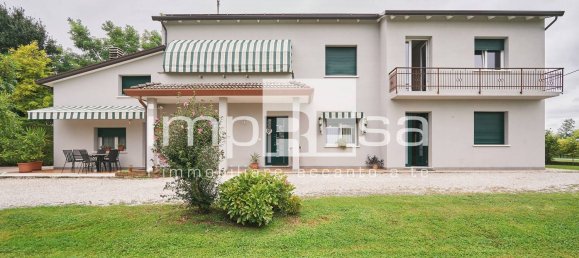 4 bedrooms House in Maserada sul Piave, Italy No. 359172 15