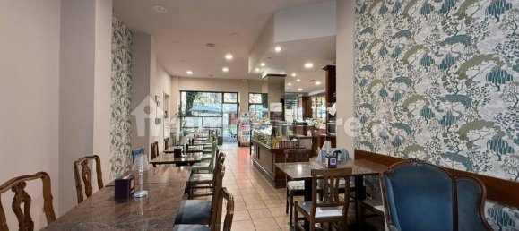 3 rooms Commercial property in Turin, Italy No. 291399 15