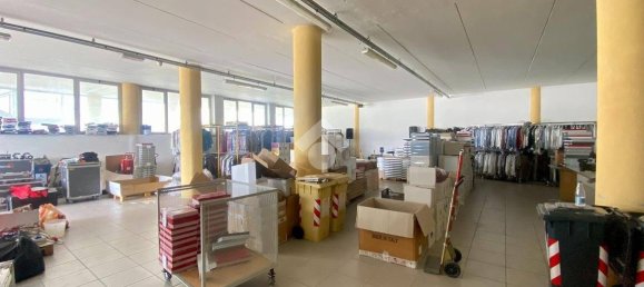 3 rooms Commercial property in Tombolo, Italy No. 347229 32