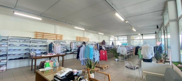 3 rooms Commercial property in Tombolo, Italy No. 347229 22