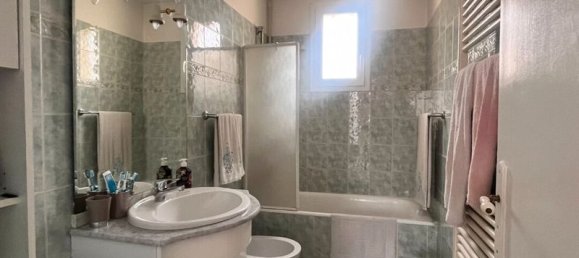 4 bedrooms House in Macon, France No. 325951 10