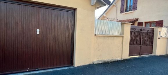 4 bedrooms House in Macon, France No. 325951 3