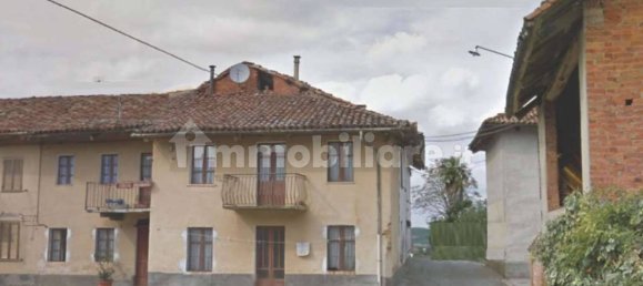 Villa de 1 dormitorio en Neive, Italy No. 225555 2