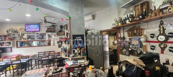 Коммерческая недвижимость с 2 комнатами в Грульяско, Италия № 104613 7