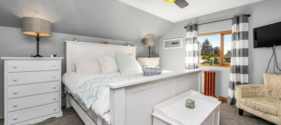 4 bedrooms House in British Columbia, Canada No. 1220 8