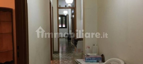 Apartamento de 3 dormitorios en Vittoria, Italy No. 355495 2
