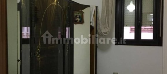 Apartamento de 3 dormitorios en Vittoria, Italy No. 355495 6