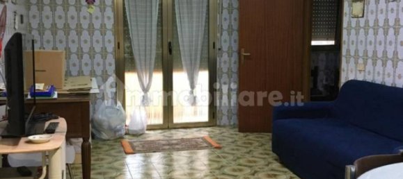 Apartamento de 3 dormitorios en Vittoria, Italy No. 355495 4