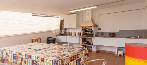 Дом с 7 спальнями в Аликанте, Испания № 66824 37