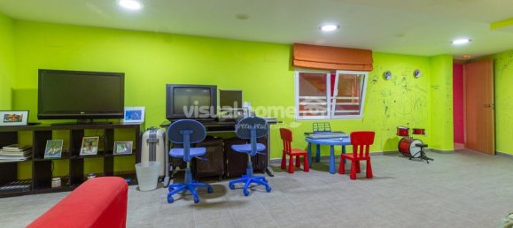 Дом с 7 спальнями в Аликанте, Испания № 66824 12