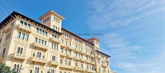 5 rooms Penthouse in Viareggio, Italy No. 30159 32