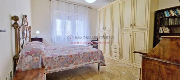 5 rooms Penthouse in Viareggio, Italy No. 30159 15