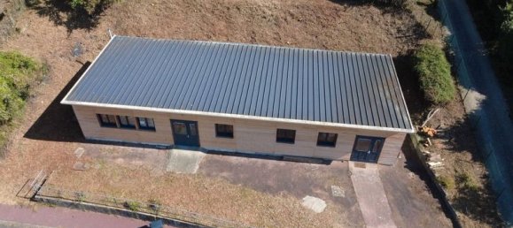 3 bedrooms House in Sarthe, France No. 322297 2