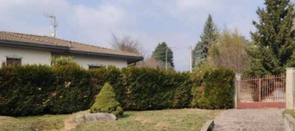 Вилла с 3 комнатами в Прозерпио, Италия № 3939 6