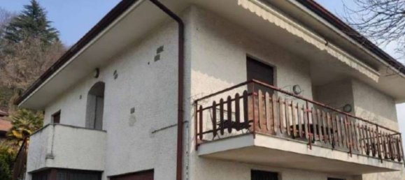 Вилла с 3 комнатами в Прозерпио, Италия № 3939 10