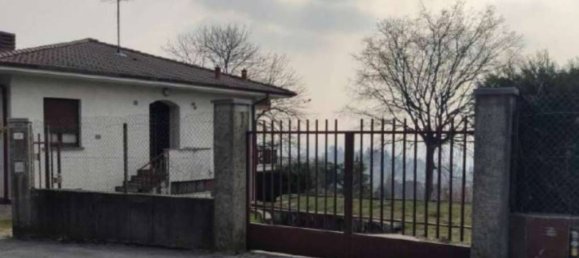 Вилла с 3 комнатами в Прозерпио, Италия № 3939 4