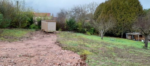  Land in Montchanin, France No. 316653 2