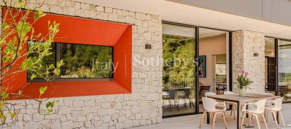 3 bedrooms Villa in Gavirate, Italy No. 300291 9