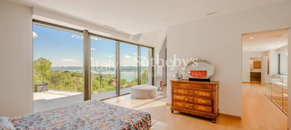 3 bedrooms Villa in Gavirate, Italy No. 300291 17