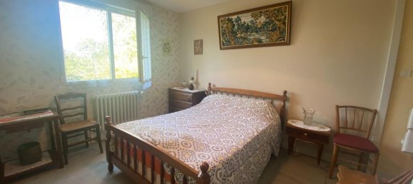 3 Schlafzimmer Haus in Chateaumeillant, France, Nr. 159389 52