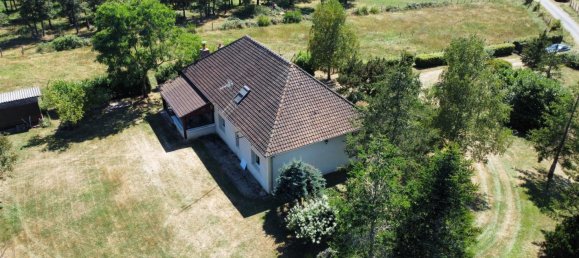3 Schlafzimmer Haus in Chateaumeillant, France, Nr. 159389 40