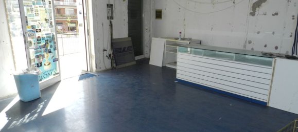 48m² Commercial property in Rome, Italy No. 192857 8