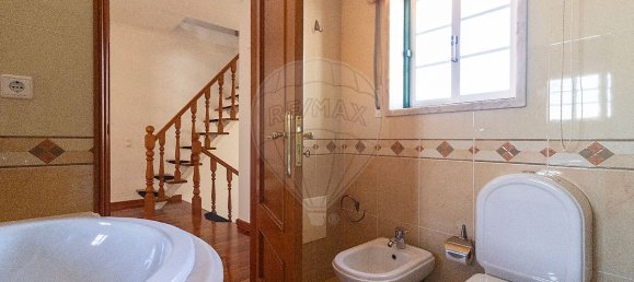 4 Schlafzimmer Haus in Rio de Mouro, Portugal, Nr. 49077 26