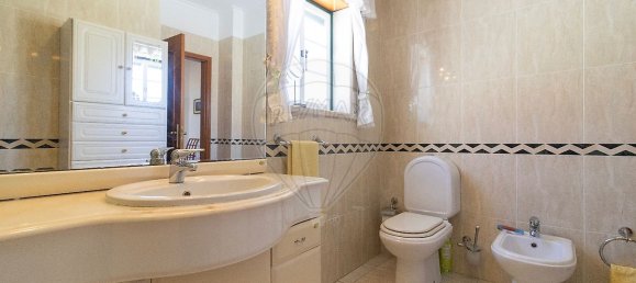 4 Schlafzimmer Haus in Rio de Mouro, Portugal, Nr. 49077 23