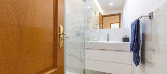 4 Schlafzimmer Haus in Rio de Mouro, Portugal, Nr. 49077 30