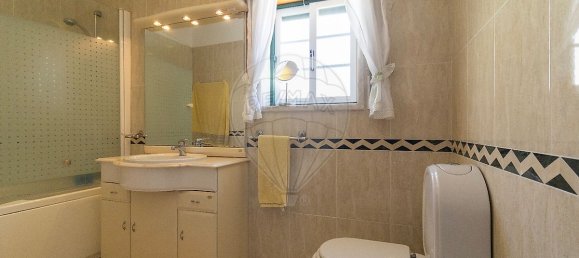 4 Schlafzimmer Haus in Rio de Mouro, Portugal, Nr. 49077 22