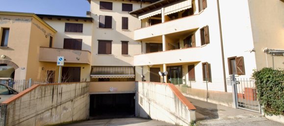 2 rooms Apartment in Reggio Emilia, Italy No. 4705 25